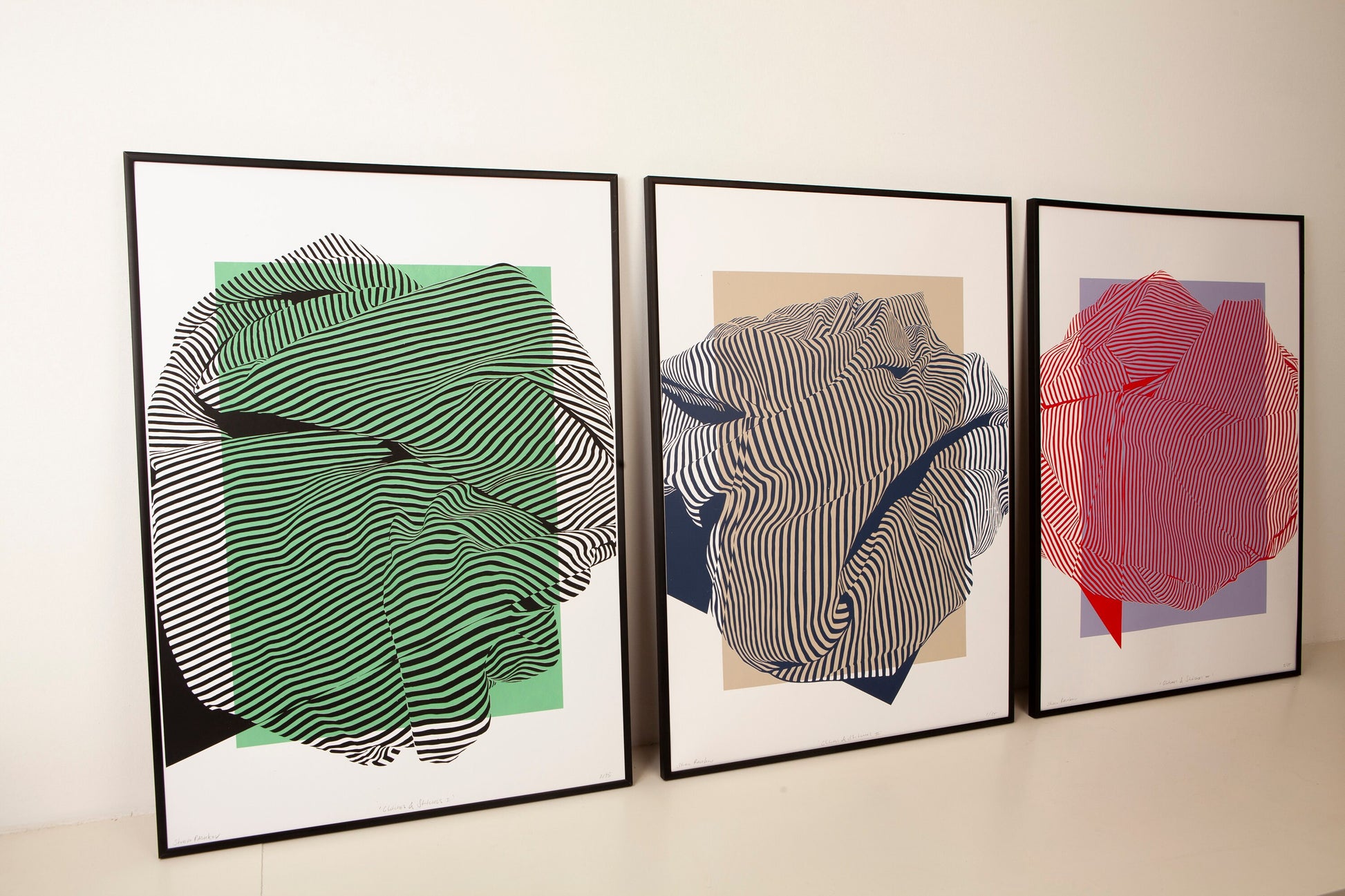 Glitches & Stitches #1 | 50x70 cm